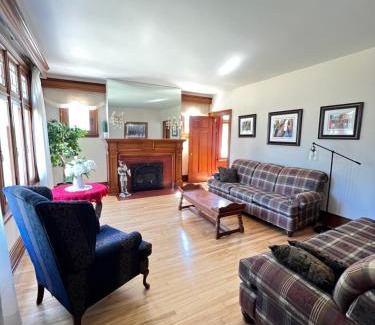 Tracadie House | Château d'Acadie
