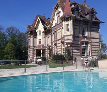 Bazincourt-sur-Epte Hotel | Château de la Râpée Hôtel restaurant