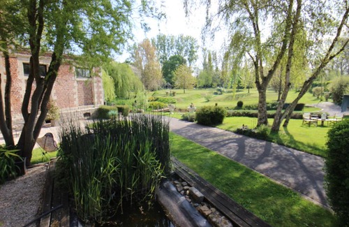 Ruesnes Bed & Breakfast | Château de Ruesnes