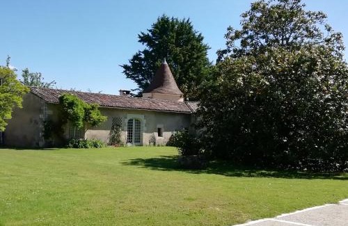 Saint-Fort-sur-Gironde House | Château des Salles