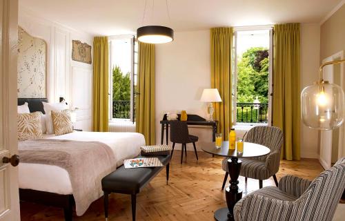 Gueron Hotel | Château Saint Gilles - Bayeux