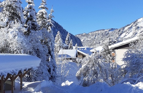 Chatel Ski Chalet | Châtel 370 m² 19 pers sauna + baby -football billiards