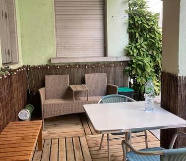 Mulhouse Apartment | CHACHACHA appartement de charme, calme,balcon 5pers 4étoiles, patio