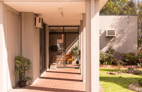 Hughesdale Hotel | Chadstone Executive Motel