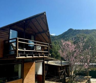 Nova Friburgo Ski Chalet | Chalé aconchegante em Cardinot - Nova Friburgo