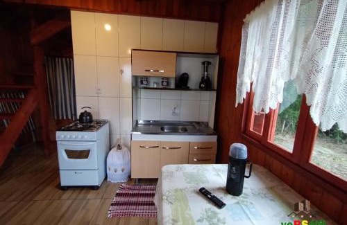 Osorio Ski Chalet | Chalé Caiu do Céu ll Wi-Fi Nômade Digital ll Táxi Fácil II Quiosque Churrasqueira ll Forno Microondas ll 6km da Estrada do Mar ll 7km Parque de Rodeio ll 8,1Km Prefeitura II 7,2Km UFRGS Litoral II 12km do Morro Borrúsia e Praias de Tramandaí