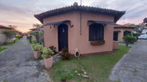 Rio das Ostras House | Chalé com 2 quartos a Beira Mar