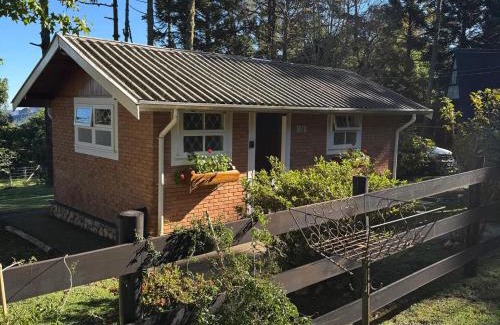 Campos do Jordao Ski Chalet | Chalé da Araucária