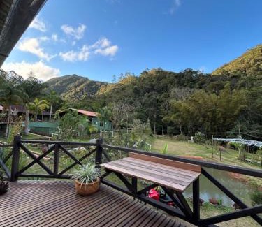 Lumiar Ski Chalet | Chalé dos ipês