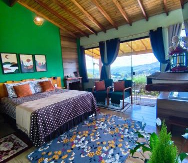 Costas Ski Chalet | Chalé horizonte azul