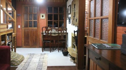 Visconde de Maua Cabin | Chalé Mauá Conforto e Arte