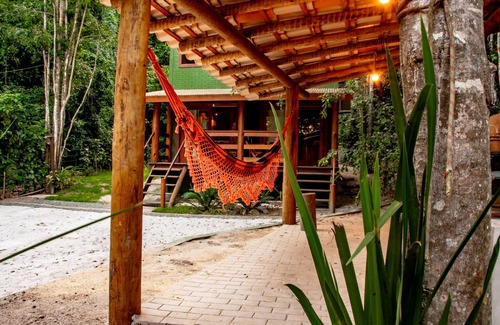 Cumuruxatiba Ski Chalet | Chalé pé na areia c WIFI -Praia do Peixe Grande/BA