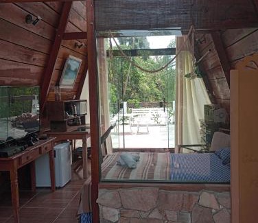 Guararema Ski Chalet | Chalé rústico aconchegante