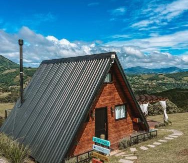 Alfredo Wagner Ski Chalet | Chalé Recanto da Coruja