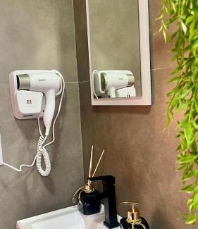 Osorio House | Chalé Tiny house com banheira e lareira