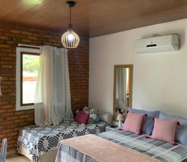 Palmeiras House | Chalé Topázio no Recanto Diamantina entre Palmeiras e Capão