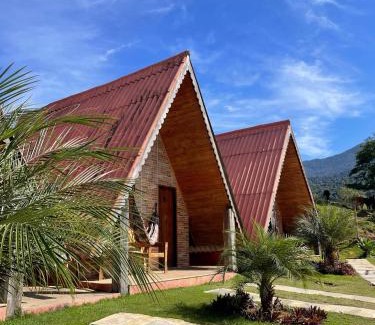 Divino de Sao Lourenco Ski Chalet | Chalés Flor do Caparaó em Patrimonio da Penha