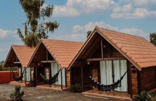 Faxinal House | Chalés Rústicos - Na terra das Cachoeiras