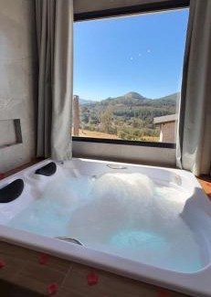 Camanducaia Cabin | Chalés Varandas da Serra