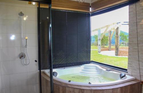 Bom Retiro Ski Chalet | Chale com Wi-Fi e muito lazer em Bom Retiro SC