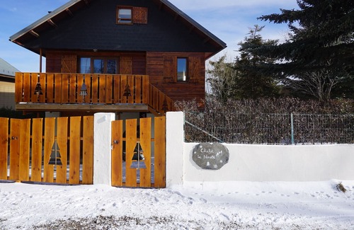 Saint-Pierre-dels-Forcats Ski Chalet | Chalet fireplace garden sauna 10 p.5 mins from the slopes