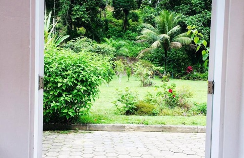 Toninhas Ski Chalet | Chales in gated villa near beach perfect for pets and families