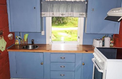 Vinnes Ski Chalet | Chalet Åsvågen - FJH628 by Interhome