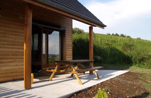 Saint-Genes-Champespe Ski Chalet | Chalet 6 people near Super-Besse