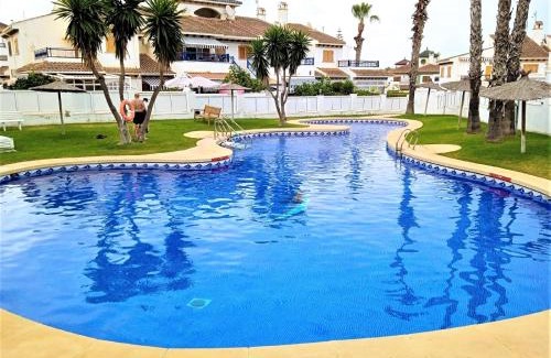 Pilar de la Horadada House | Chalet adosado en RIOMAR-3, urbanización residencial privada