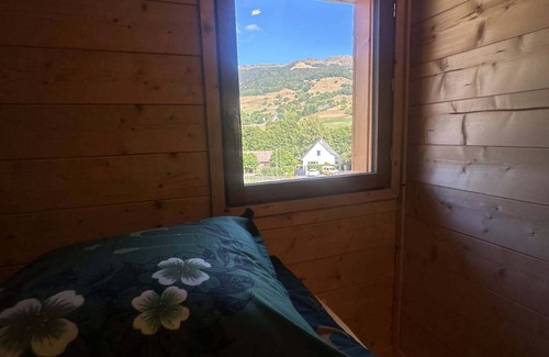 Le Claux Ski Chalet | Chalet at the foot of Puy Mary with jacuzzi
