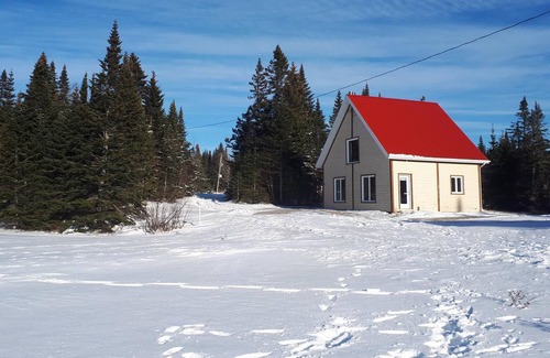 Saint-Paul-de-Montminy Ski Chalet | CHALET BORÉAL SITUÉ SUR LE BORD DU LAC COLIN