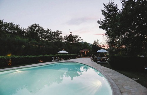 Cagli House | Chalet Ca 'Panicale, swimming pool, spa, gym, tree house, privacy, relaxation.