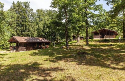 Sillano Giuncugnano House | 'Chalet Castagno - Villaggio Anemone' with Mountain View & Terrace