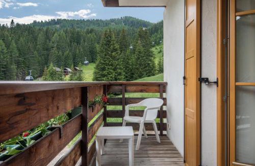 Canazei Ski Chalet | Chalet Crepes De Sela