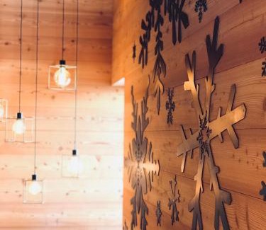 Saint-Luc Ski Chalet | Chalet d'en Haut