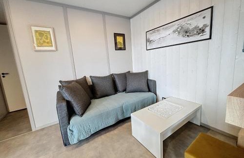 Jullouville Ski Chalet | Chalet de standing pour 4 pers., piscine couverte et chauffée, à deux pas de la plage, Wi-Fi gratuit - FR-1-361-515