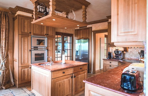 Icogne Ski Chalet | Chalet Des Reines - Discreet luxury, breathtaking views, absolute privacy