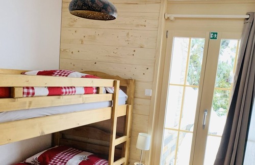 Moleson House | Chalet Edelweiss
