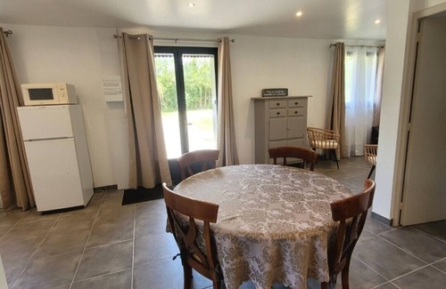 Blerancourt Ski Chalet | Chalet Entouré de Verdure au Bord D'un Étang , Animaux Acceptés