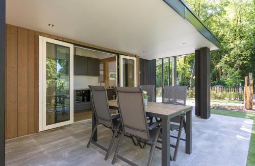 Krachtighuizen Ski Chalet | Chalet FoRest Veluwe with private hottub