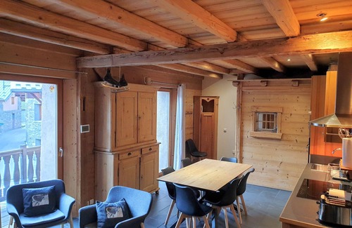Saint-Marcel Ski Chalet | Chalet Saint Louis Peclet, luxury in the heart of the 3 Valleys