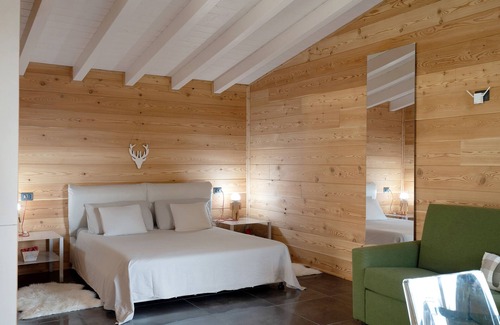 Carcioni Ski Chalet | Chalet il Fienile with Shared Pool, Shared Garden & Wi-Fi