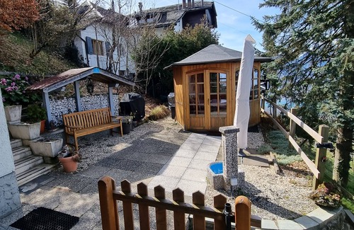 Glion House | Chalet in Montreux mit Gartenhaus, Jacuzzi, Sauna und Einmaliger Aussicht!