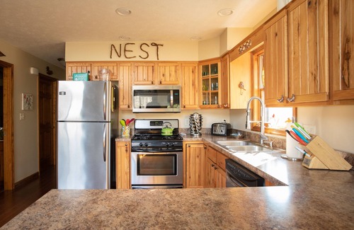 Great Cacapon Ski Chalet | Chalet In West Virginia on the Cacapon River. Sleeps 8