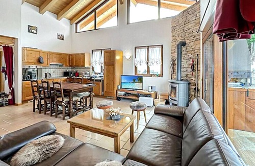 Saint-Pierre-de-Clages Ski Chalet | Chalet L'Etoile Polaire
