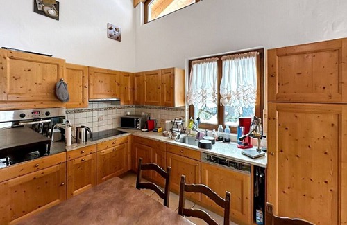 Saint-Pierre-de-Clages Ski Chalet | Chalet L'Etoile Polaire
