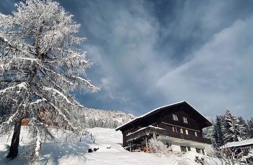 Leysin Ski Chalet | Chalet La Chérie Magnificent family chalet completely renovated in 2021 with a surface of approx. 24