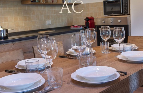 Temu Apartment | Chalet la Segheria - Three Bedroom Apartment, Sleeps 7