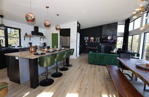 Saint-Joseph-de-la-Rive Ski Chalet | Chalet le Sélect spa