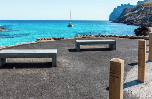 Cala San Vicente Ski Chalet | Chalet Molins 5 By home villas 360